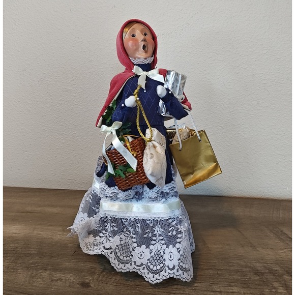 Byers Choice Ltd. Other - Byers Choice Victorian Shopper Caroler 03 Navy Blue Red Lace 13' LTE 32/100